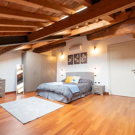 Prestige - Stile & Comfort Nel Cuore Estense Apartment *