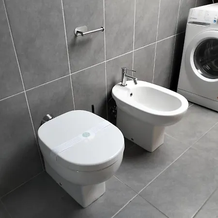 Apartment Prestige - Stile & Comfort Nel Cuore Estense Ferrara