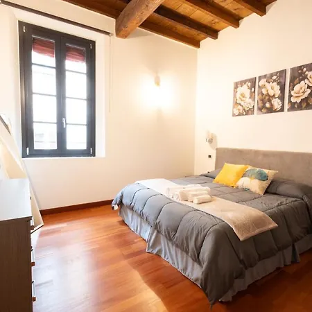 Prestige - Stile & Comfort Nel Cuore Estense Apartment Ferrara