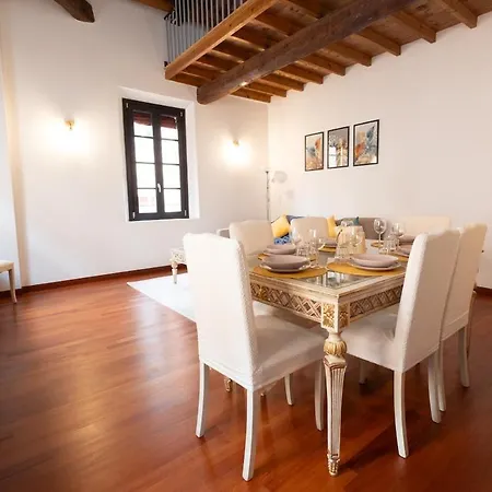 Prestige - Stile & Comfort Nel Cuore Estense Apartment *