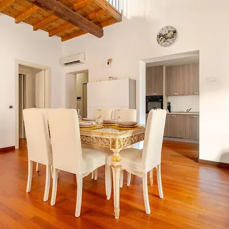 Prestige - Stile & Comfort Nel Cuore Estense