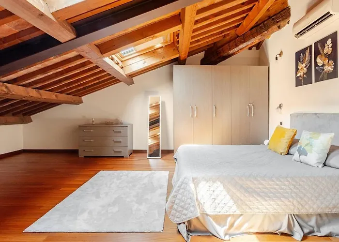 Prestige - Stile & Comfort Nel Cuore Estense Апартаменты *